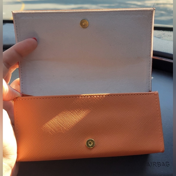 Tory Burch glass - Picture 4 of 5